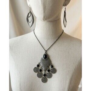 Vintage Boho Gunmetal Jewelry Set Pendant Necklace & Layered Marquise Earrings